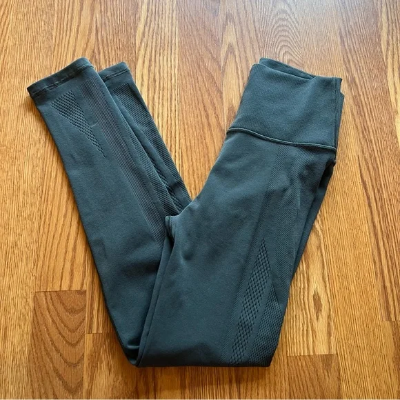 Athleta Mudra 7/8 Tight - Picture 6 of 12